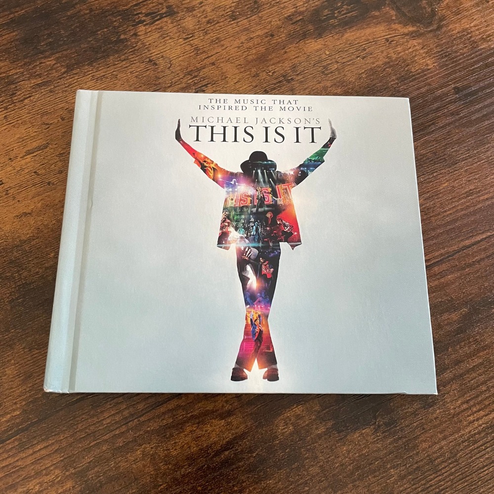 Michael Jackson This Is It Double CD Deluxe Hardback Book Set Pop R&B Soul Music